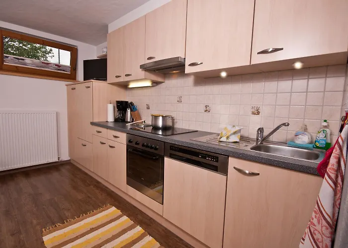 瀑布公寓 公寓 *