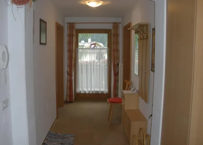 瀑布公寓 迈尔霍芬